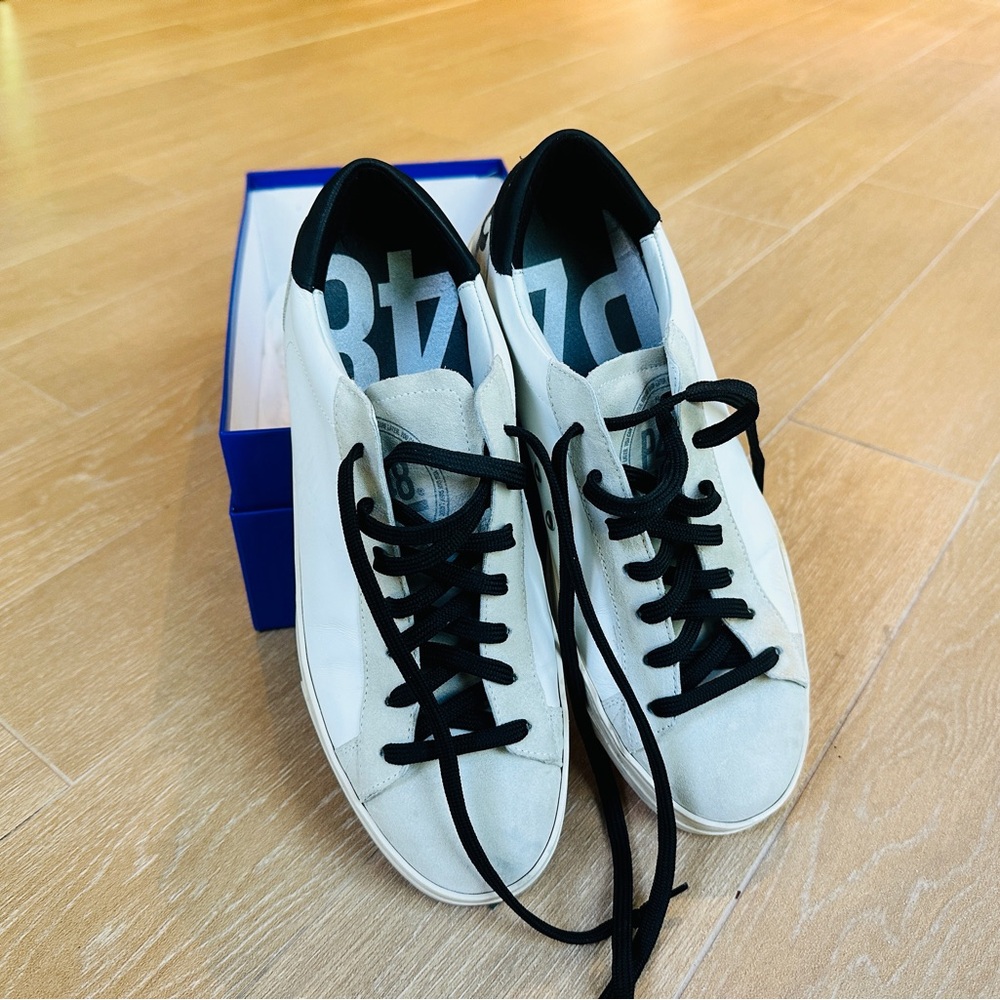 P448 White and Black Casual Sneakers